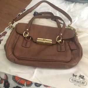 Coach purse with removable shoulder strap